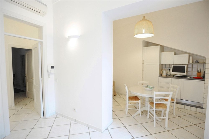 Imagen de la habitación del Amalfi Resort. Foto 5