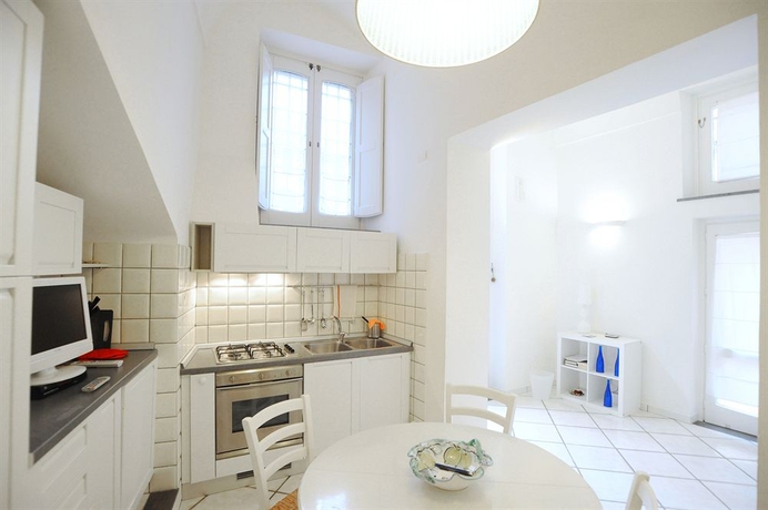 Imagen de la habitación del Amalfi Resort. Foto 6