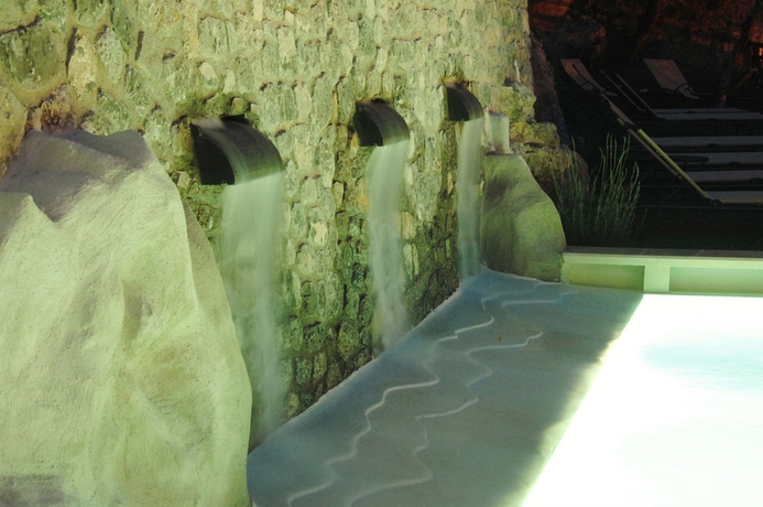 Imagen de los exteriores del Amalfi Resort. Foto 11