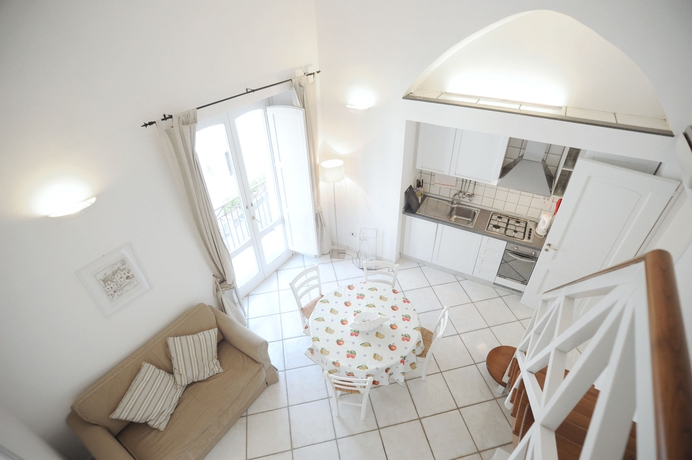 Imagen de la habitación del Amalfi Resort. Foto 9