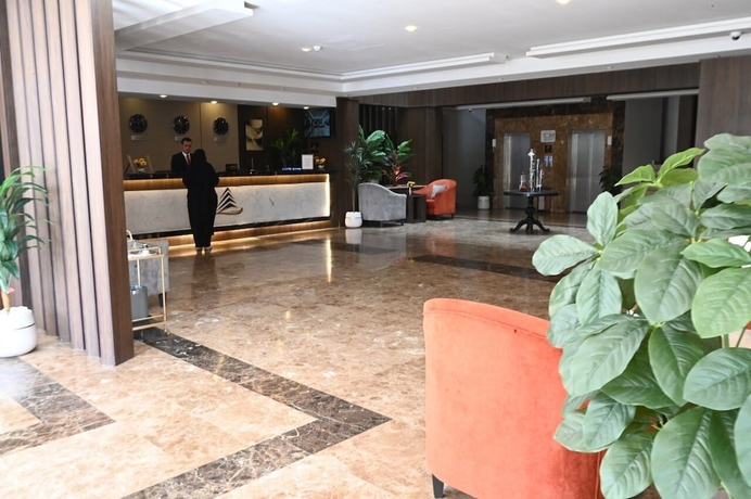 Imagen de los interiores del Aman Hotel Almhalh. Foto 16