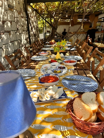 Imagen del bar/restaurante del Amarillo Ala&ccedil;atı. Foto 2