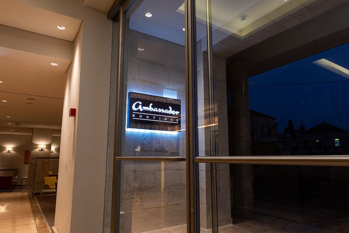Imagen de los interiores del Ambassador Boutique Hotel. Foto 19