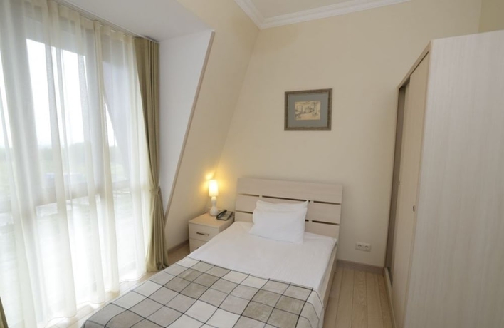 Imagen de la habitación del Ambassadori Kachreti Golf Club. Foto 13