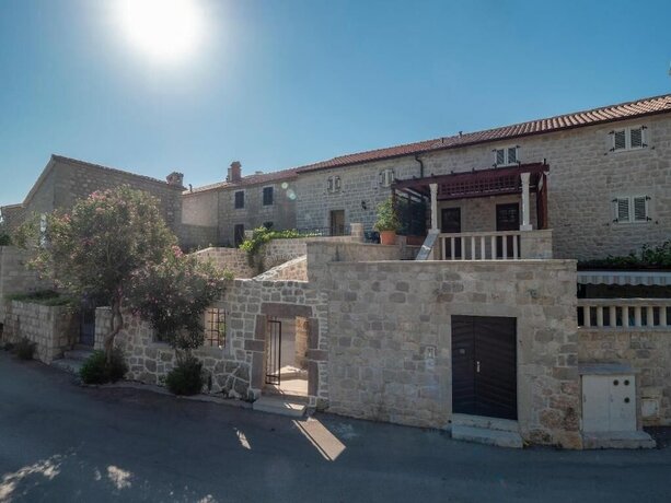 Imagen general del Amfora Family Apartments Rezevici. Foto 11