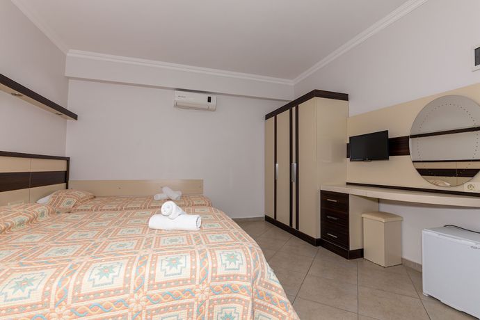 Imagen de la habitación del Amfora Hotel. Foto 5