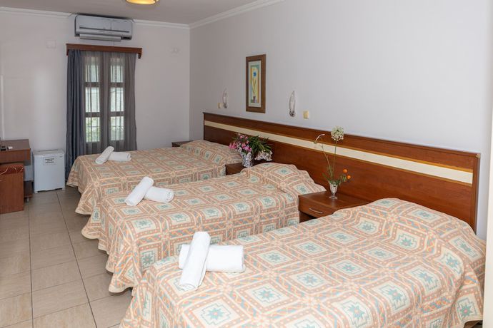 Imagen de la habitación del Amfora Hotel. Foto 6