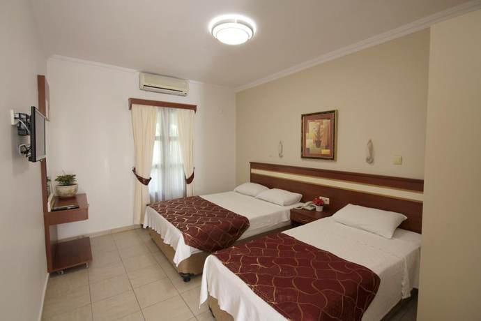 Imagen de la habitación del Amfora Hotel. Foto 10