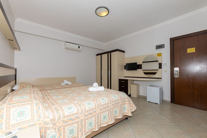 Imagen de la habitación del Amfora Hotel. Foto 13