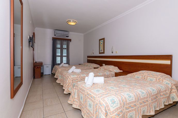Imagen de la habitación del Amfora Hotel. Foto 16