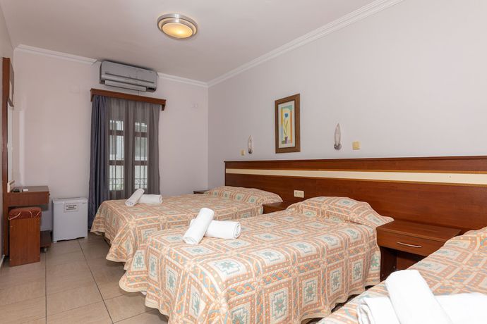 Imagen de la habitación del Amfora Hotel. Foto 19