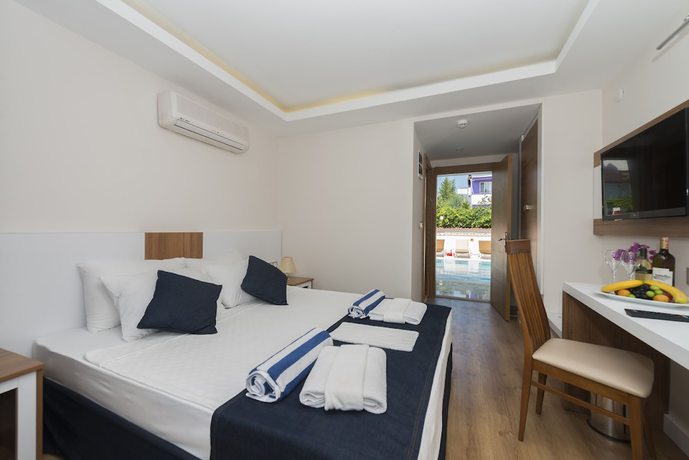 Imagen de la habitación del Amore Hotel, TEKIROVA. Foto 5