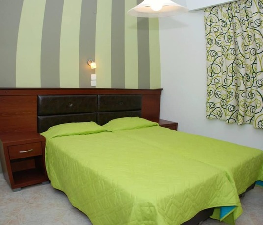 Imagen general del Amoudi Studios Apartments Hotel. Foto 9