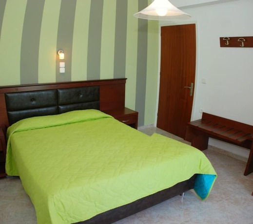 Imagen general del Amoudi Studios Apartments Hotel. Foto 11