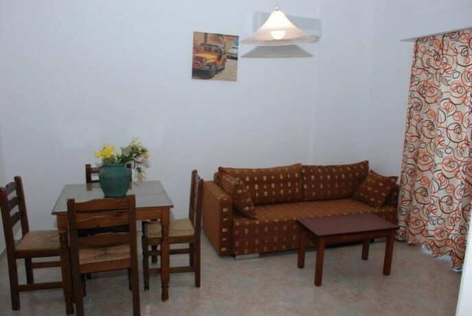 Imagen de la habitación del Amoudi Studios Apartments Hotel. Foto 21