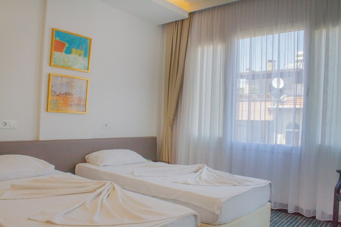 Imagen de la habitación del Amphora Hotel, Ayvalik. Foto 8
