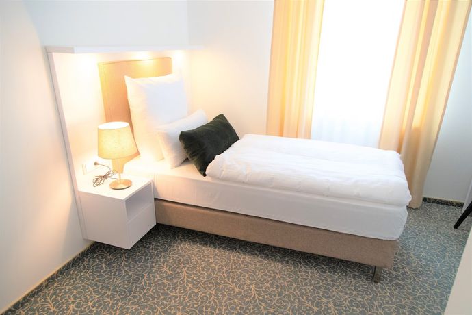 Imagen de la habitación del Amplidi Hotel Hannover. Foto 2