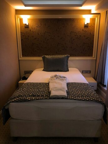 Imagen de la habitación del Anafarta Otel. Foto 16