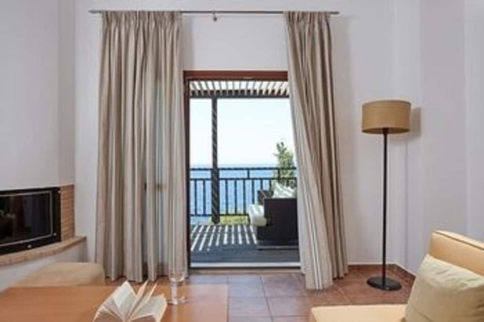 Imagen general del Anassa Mare Villas and Residences. Foto 3