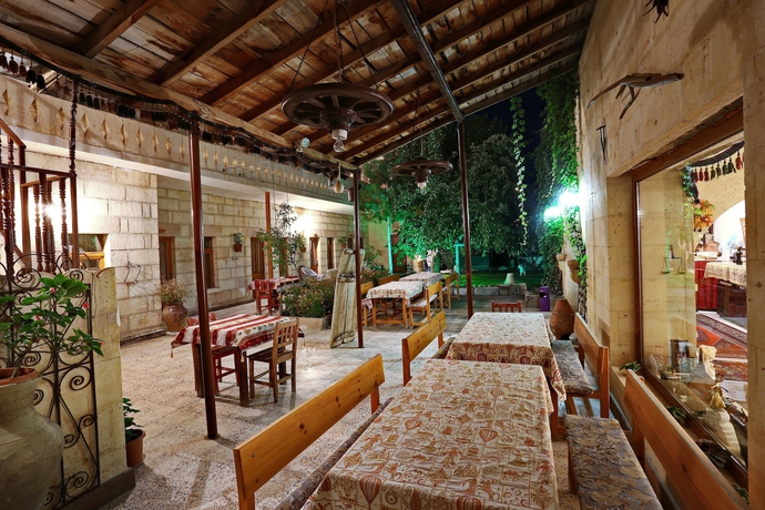 Imagen del bar/restaurante del Anatolia Raymonde Cave House. Foto 4