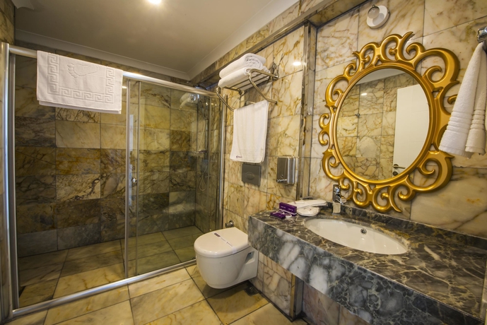 Imagen de la habitación del Andalouse Elegante Suite Hotel. Foto 4