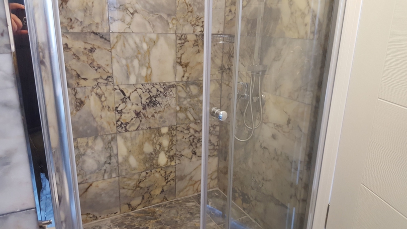 Imagen de la habitación del Andalouse Elegante Suite Hotel. Foto 14