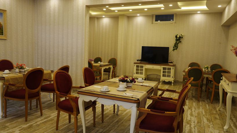 Imagen del bar/restaurante del Andalouse Suite Hotel. Foto 5