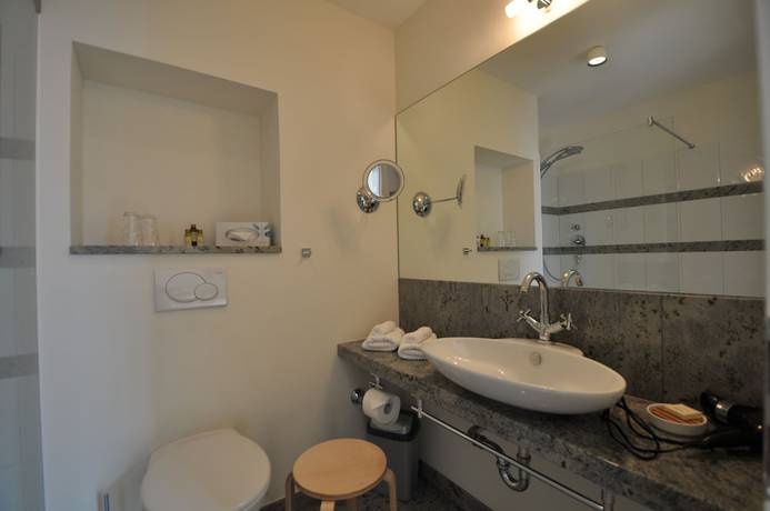 Imagen de la habitación del Andante Apartmenthotel. Foto 15
