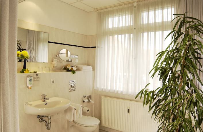 Imagen de la habitación del Andersen Hotel Birkenwerder. Foto 14