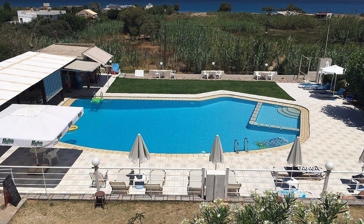 Imagen de la piscina del Andysgardens. Foto 14