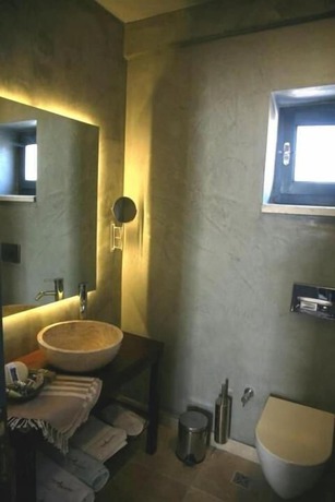 Imagen de la habitación del Anemos Hotel. Foto 6