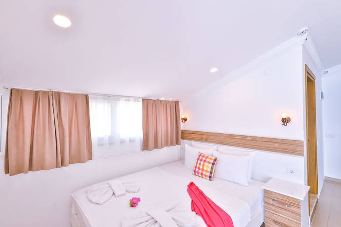 Imagen de la habitación del Anfora Hotel. Foto 9