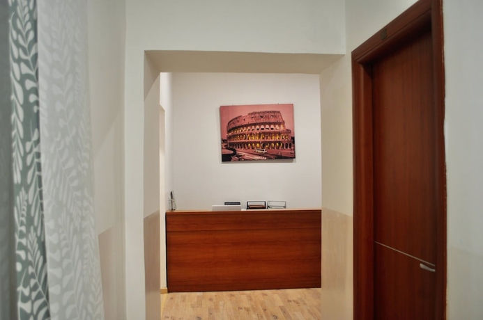 Imagen de los interiores del Angela Roma. Foto 19