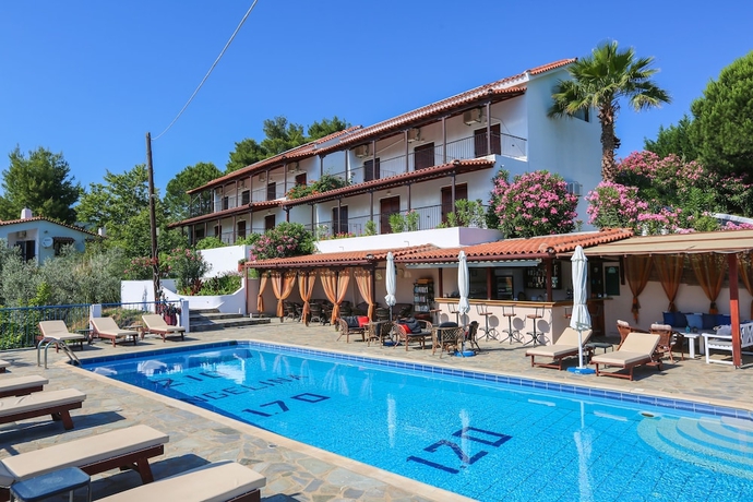 Imagen de la piscina del Angelina Studios. Foto 18