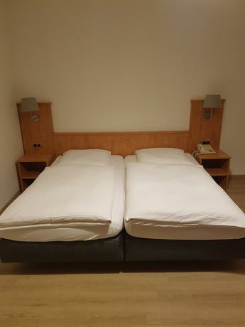 Imagen de la habitación del Angelis Pension Frankfurt Airport. Foto 19