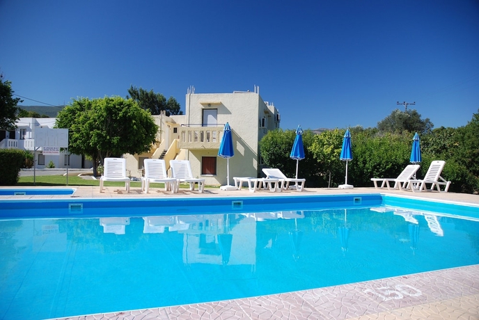 Imagen de la piscina del Angelos Studios. Foto 16