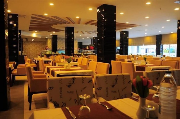 Imagen del bar/restaurante del Anita Dream Otel. Foto 4