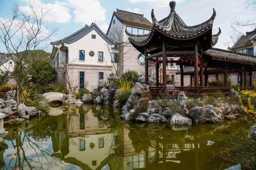 Imagen general del Anji Paradise Spring And Autumn Resort. Foto 2