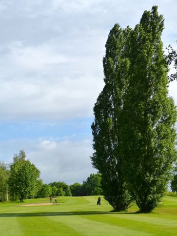 Imagen de los exteriores del Anjou Golf Et Country Club. Foto 10