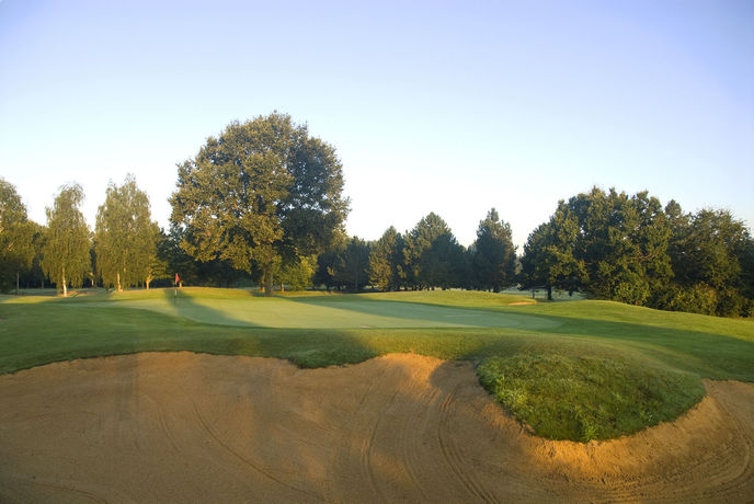 Imagen de la habitación del Anjou Golf Et Country Club. Foto 7