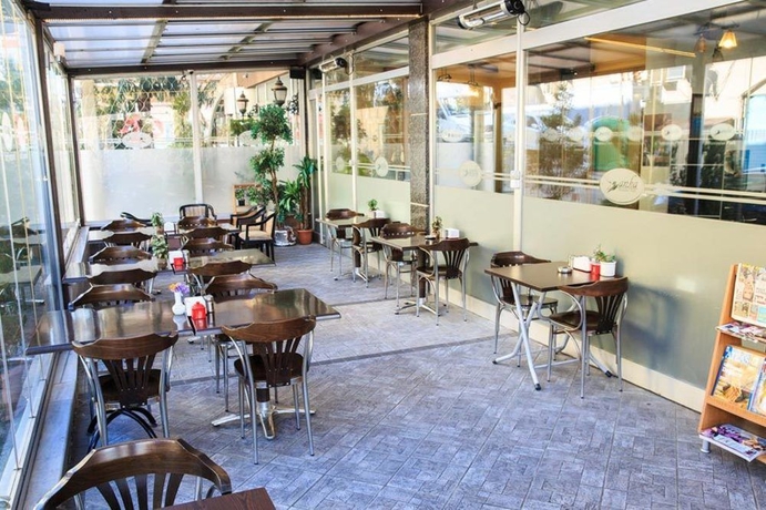 Imagen del bar/restaurante del Anka Business Park Hotel. Foto 3