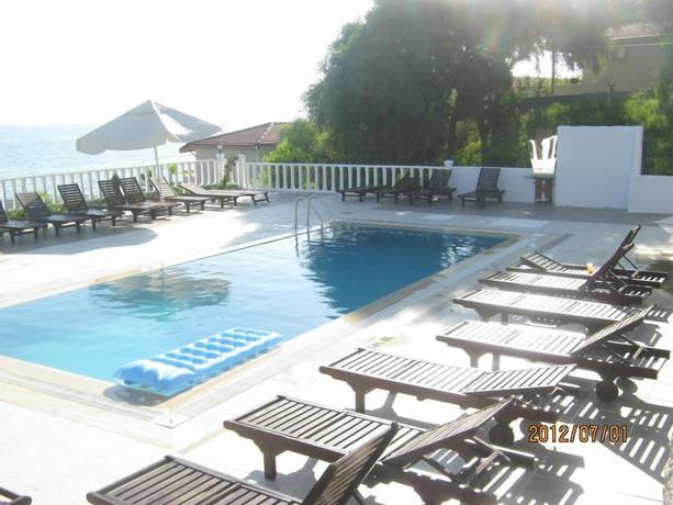 Imagen de la piscina del Anko Beach Resort Hotel. Foto 13