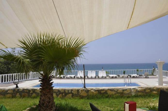 Imagen de la piscina del Anko Beach Resort Hotel. Foto 14
