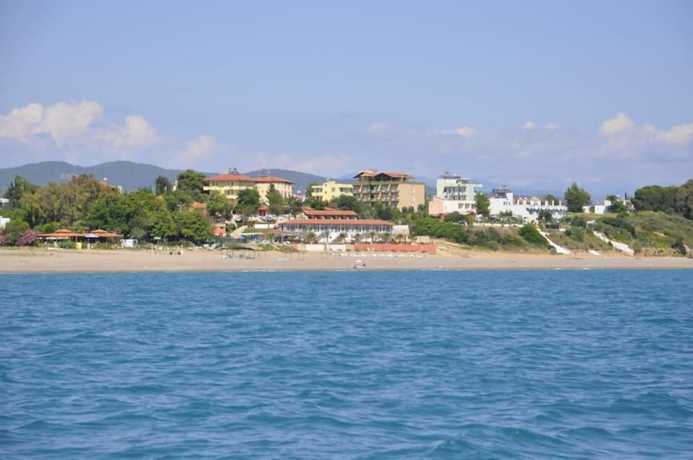 Imagen de los exteriores del Anko Beach Resort Hotel. Foto 11