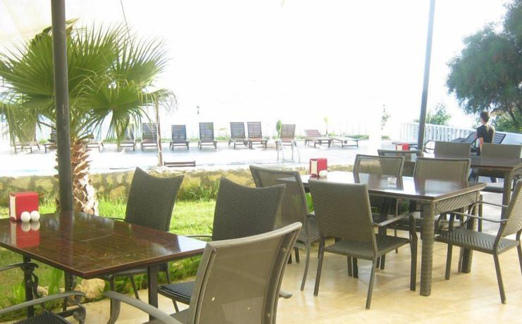 Imagen del bar/restaurante del Anko Beach Resort Hotel. Foto 6