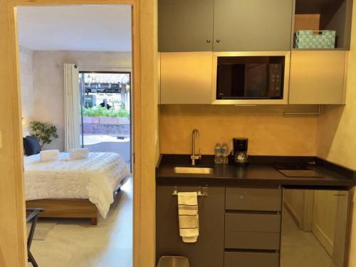 Imagen general del Antares Administraci&oacute;n. Foto 4