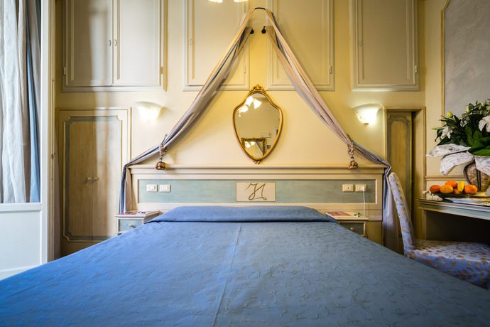 Imagen de la habitación del Antica Residenza D'Azeglio RoomyBreakfast di Charm. Foto 9