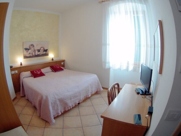 Imagen de la habitación del Antica Residenza de Poda. Foto 18