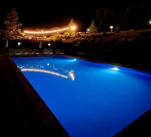 Imagen de la piscina del Antico Borgo Carceri. Foto 20