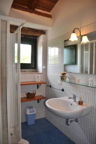 Imagen de la habitación del Antico Borgo Etneo Agriturismo. Foto 3